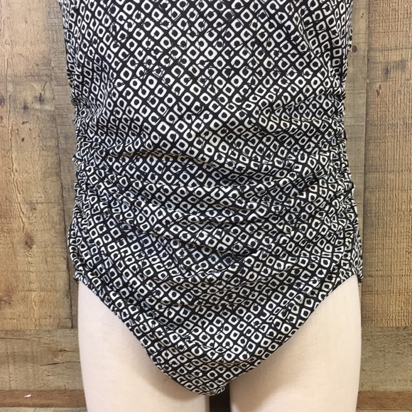 Lands End Black Monogram Print One Piece Swimsuit Womens 16 Underwire Halter - Picture 3 of 14